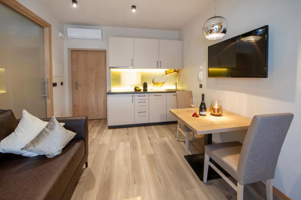 Aparthotel Haus Gregori Caldaro Esterno foto